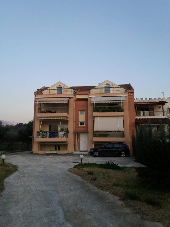 Ostria Seaside Apartments Patras Exteriör bild